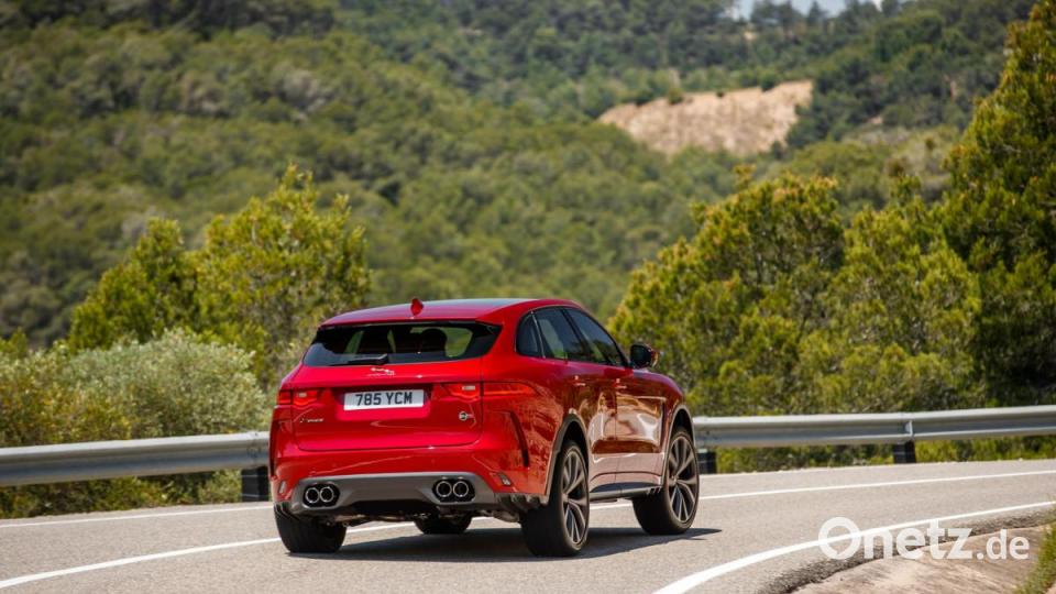 Der SVR ist die stärkste und schnellste Variante des weltweit mit zahlreichen Preisen bedachten Jaguars F-Pace. Bild: Jaguar