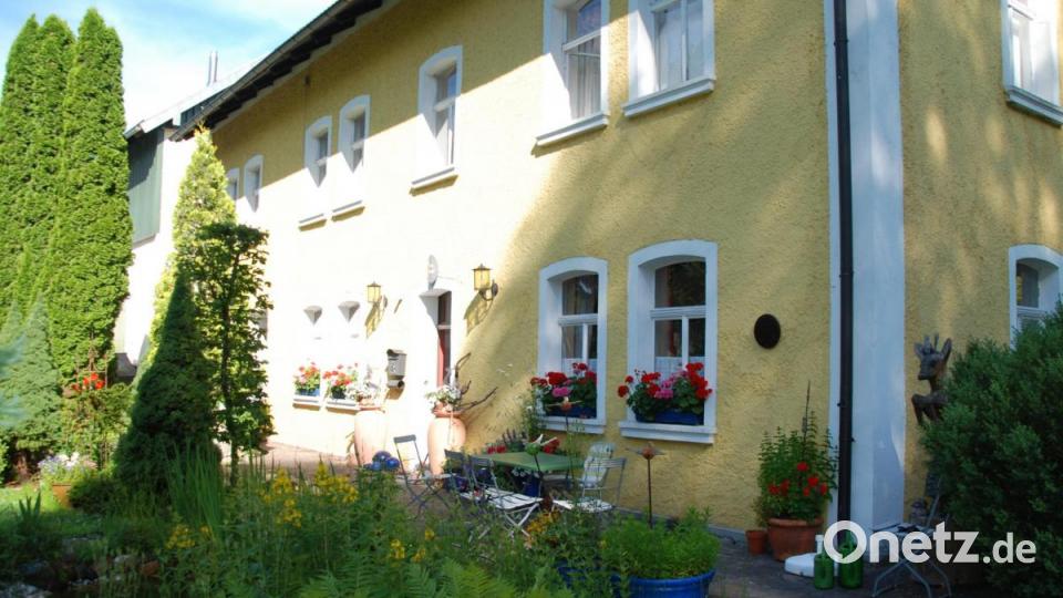 In Stegen werden die Gäste am Tag der offenen Gartentür auch bewirtet. Bild: Portner