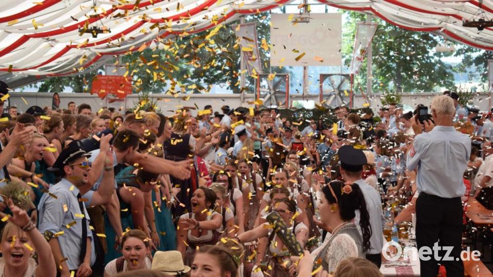 Ein grandioser Einzug ins Festzelt. Bild: bnr