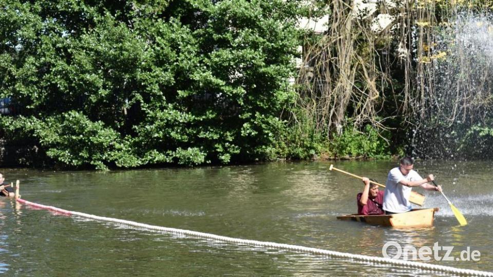 Sautrogrennen des Fischereivereins auf dem Stadtweiher Bild: rgr