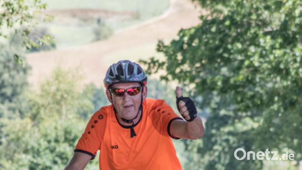 Trotz über 30 Grad Lufttemperatur und glühend heißem Asphalt, die Stimmung auf der Strecke war bestens. Die Radler genossen die atemberaubenden Panoramen, welche der Veranstaltung den Namen einbrachten. Bild: dtr