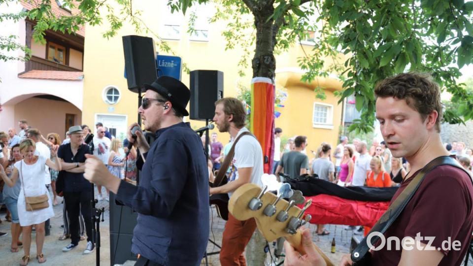 Der Marienbad-Platz ist wieder rappelvoll. Bild: za