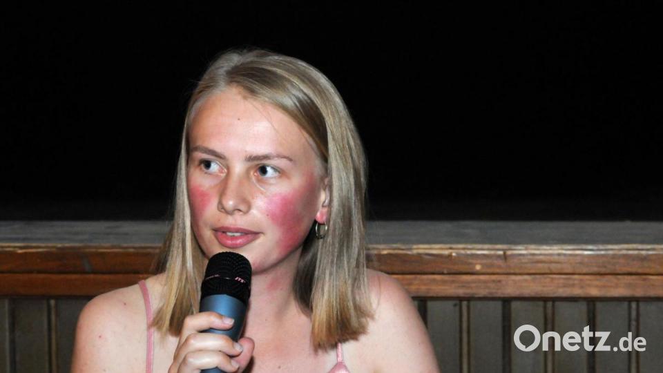 &quot;Fridays for Future&quot;-Organisatorin Aziza Ernst. Bild: Stephan Huber