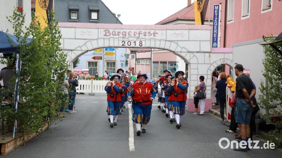 Der Einzug zum Bürgerfest. Bild: njn