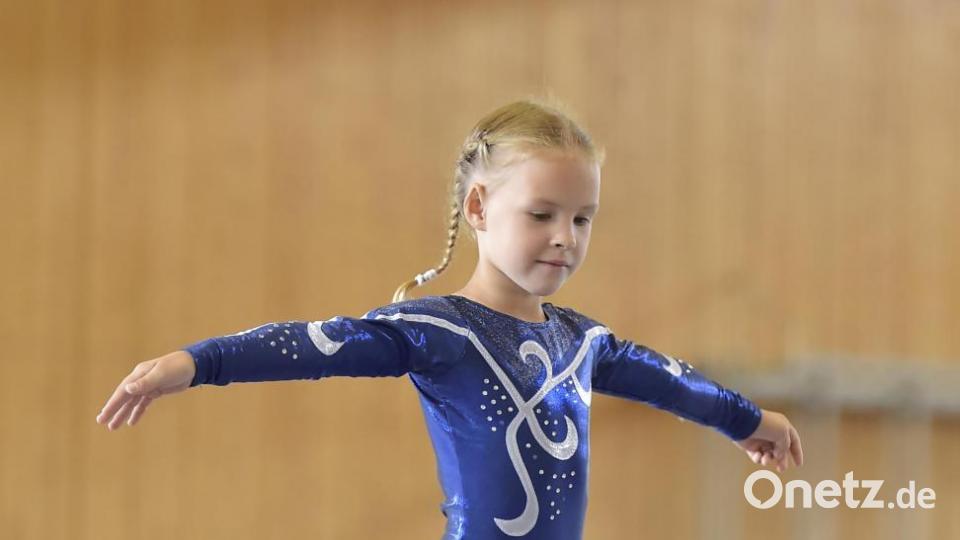 Landkreiscup 2019 des TUS Hirschau

Johanna Calhoun vom TUS Rosenberg am Schwebebalken

Bild: Ziegler Bild: zg