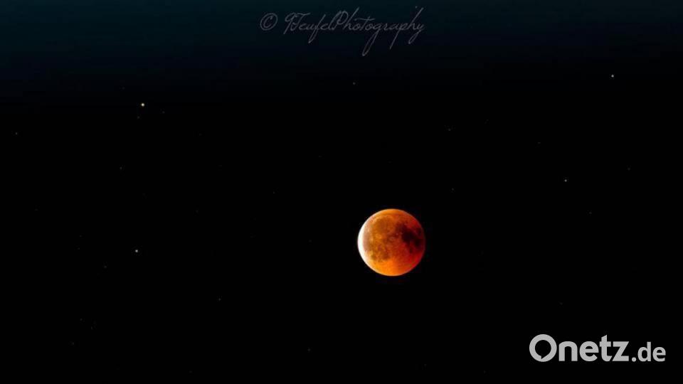 Wiederaustritt aus dem Schatten der Erde fotografiert über Kümmersbruck Bild: 9 Teufel Photography