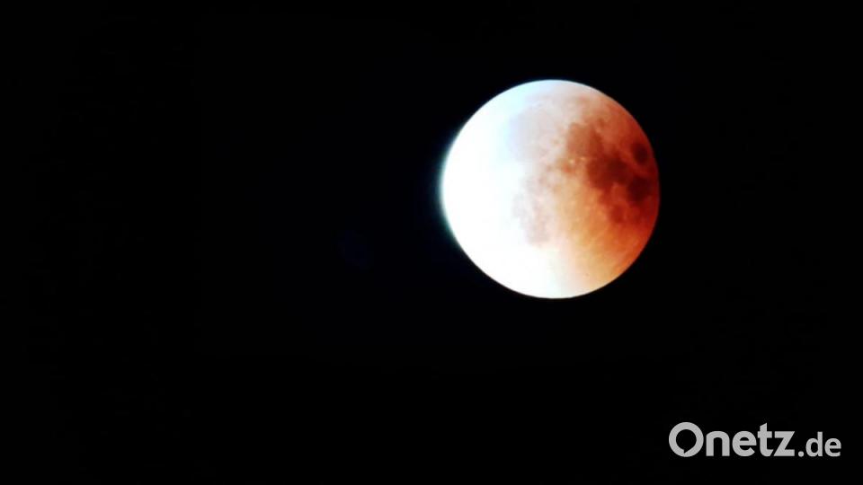 Mondfinsternis über Waldershof/Helmbrechts Bild: Dieter Müller