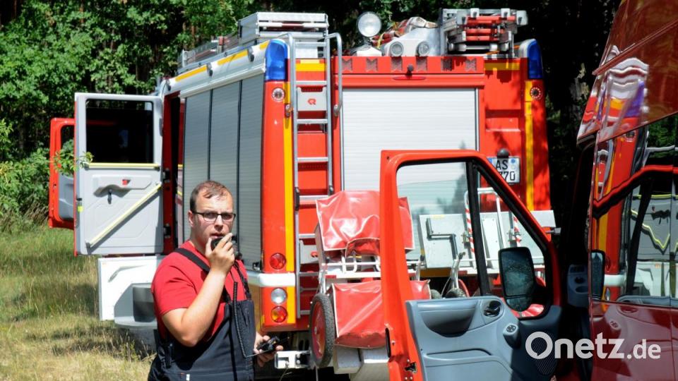 Böschungsbrände entlang der Bahnlinie Amberg-Schwandorf. Bild: Stephan Huber