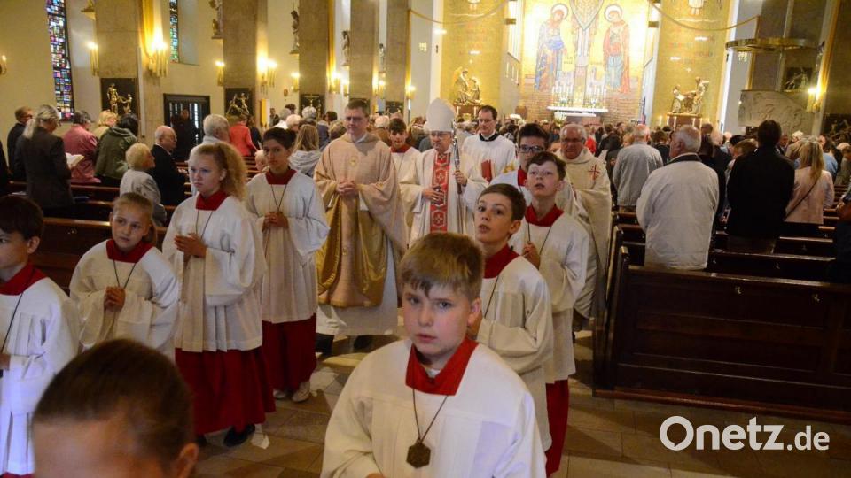 Beim Auszug aus der Kirche. Bild: Kunz