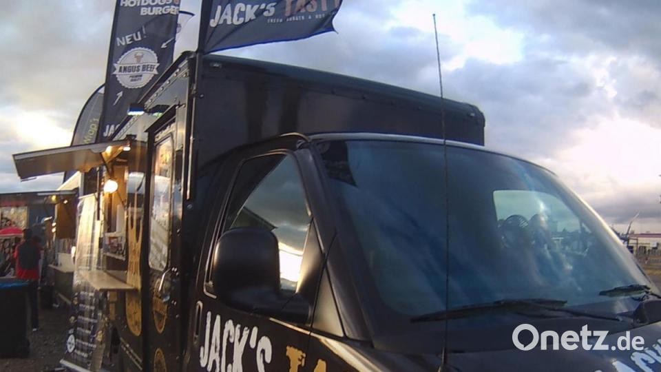 Foodtrucks in allen Längen und Farben. Bild: Kunz