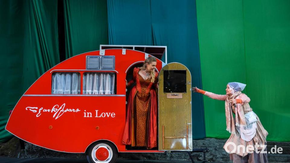 Spielszene aus Shakespeare in Love Bild: Luisenburg-Festspiele/ Florian Miedl