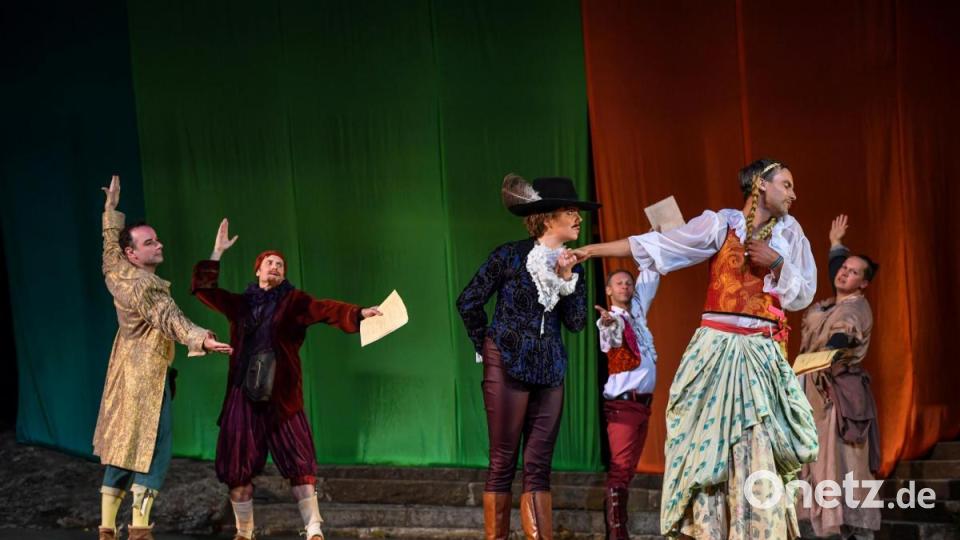 Spielszene aus Shakespeare in Love Bild: Luisenburg-Festspiele/ Florian Miedl