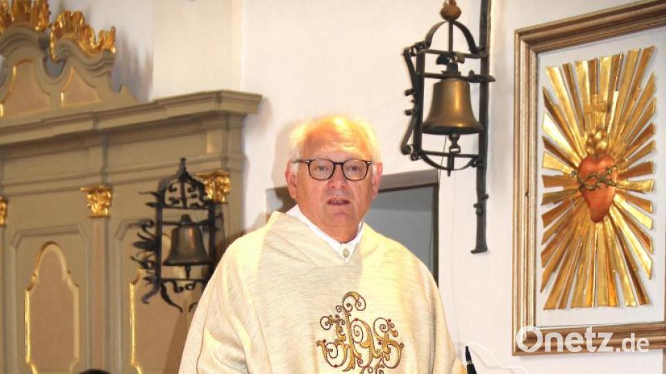 Domdekan Prälat Johann Neumüller setzte in seiner Predigt beim Festgottesdienst besondere Akzente in Sachen Nächstenliebe. Bild: boj