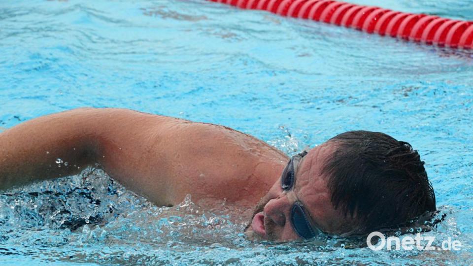 Brust oder Kraul, egal. Hauptsache Bahnen machen. Bild: Kunz