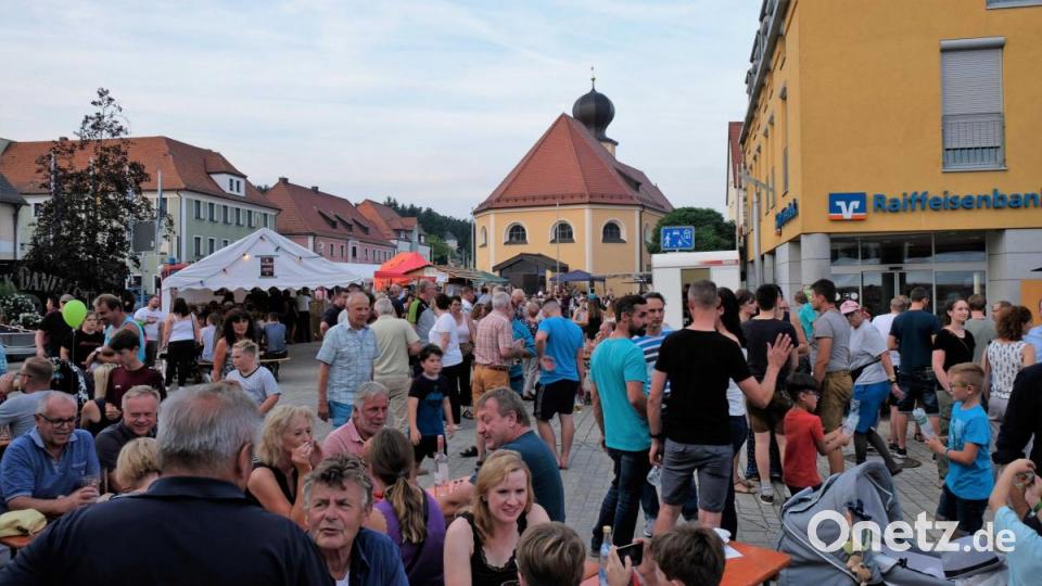 Bürgerfest auf dem Wernberger Marktplatz Bild: twi