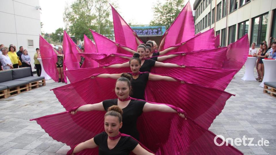 Den Showpart übernahmen die Mädchen von der TB-Tanzgruppe „Temptation“. Bild: wro