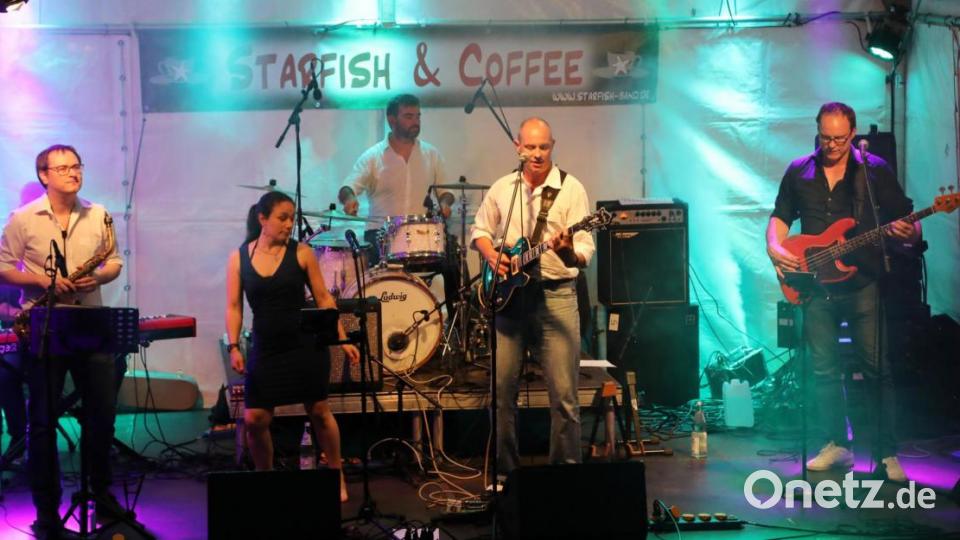 Starfish &amp; Coffee boten im Spitalhof beste Unterhaltungsmusik. Bild: Götz