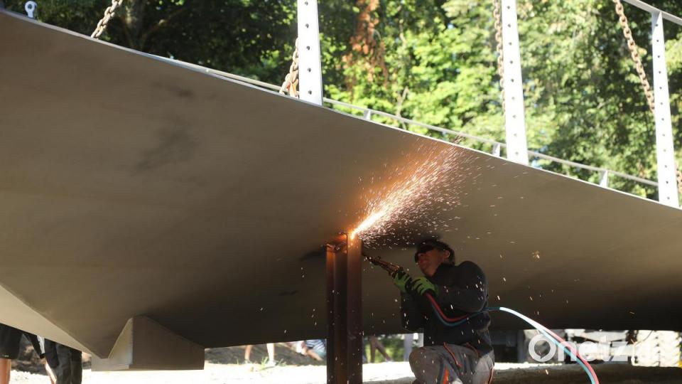 Einhub Pioniersteg Bild: Wolfgang Steinbacher