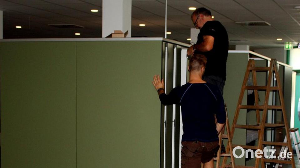 Die neuen Umkleiden und Schränke präsentieren sich nun in frischen Grüntönen. Bild: R. Kreuzer