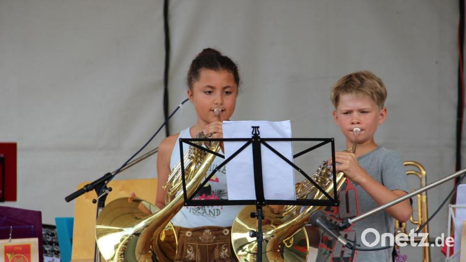 Jakobikirwa 2019 in Freudenberg: Der Nachwuchs des Musikvereins Freudenberg präsentiert sich. Bild: gri