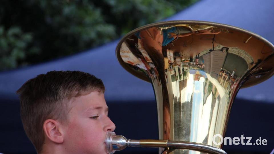 Jakobikirwa 2019 in Freudenberg: Der Nachwuchs des Musikvereins Freudenberg präsentiert sich. Bild: gri