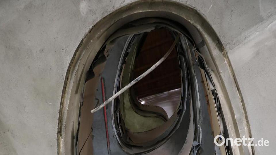 Die Sanierung der Klosterburg in Kastl wird rund 60 Millionen Euro kosten. Das liegt unter anderen an den gewaltigen Schäden, die während der Bauphase gefunden wurden. Bild: Wolfgang Steinbacher