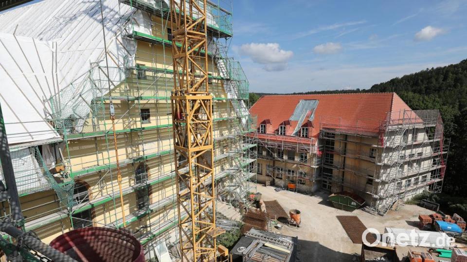 Die Sanierung der Klosterburg in Kastl wird rund 60 Millionen Euro kosten. Das liegt unter anderen an den gewaltigen Schäden, die während der Bauphase gefunden wurden. Bild: Wolfgang Steinbacher