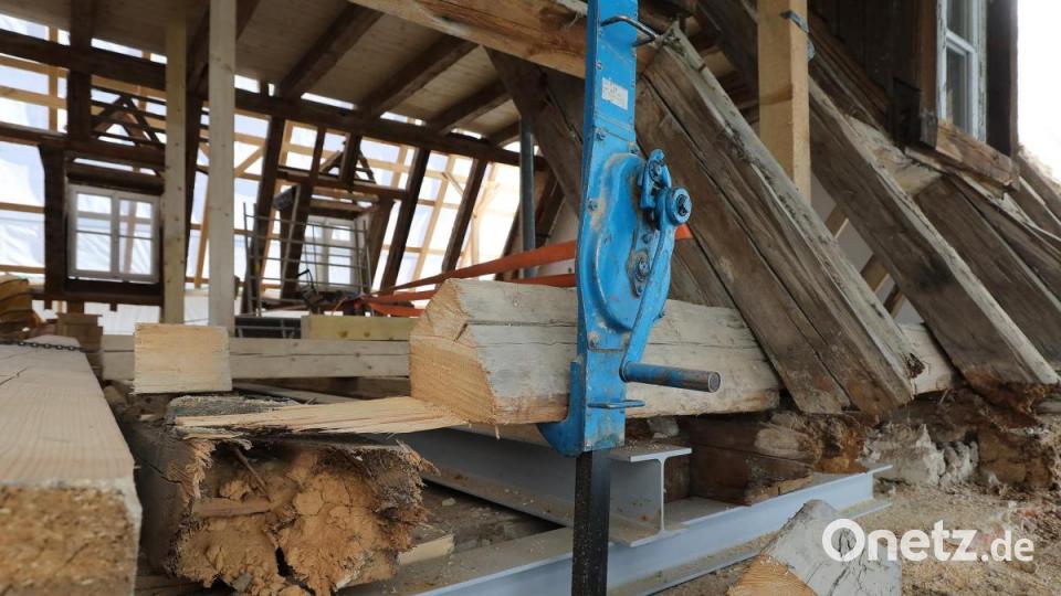 Die Sanierung der Klosterburg in Kastl wird rund 60 Millionen Euro kosten. Das liegt unter anderen an den gewaltigen Schäden, die während der Bauphase gefunden wurden. Bild: Wolfgang Steinbacher