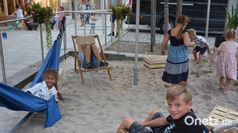 Der Renner für die kleinen Besucher war der Sandspielplatz. Bild: jr
