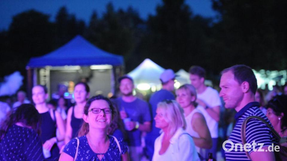 Die Wasserwacht Hirschau und The Funky Blues Rabbits organisierten heuer die 15. Auflage der Beachparty, heuer bereits zum neunten Mal in Hirschau. Bild: Andreas Brückmann