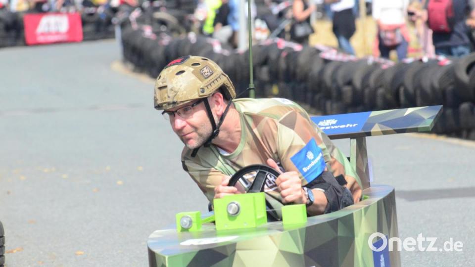 &quot;Mach, was wirklich zählt.&quot; Die &quot;Seifencobra&quot; der Karriereberatung Bundeswehr mit Pilot Christian Miedl landet auf Platz 31. Bild: Kunz