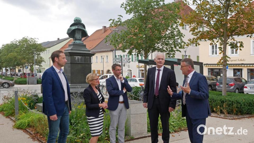 Impression vom Besuch der Delegation der Hochschule Landshut in Tirschenreuth. Bild: tr