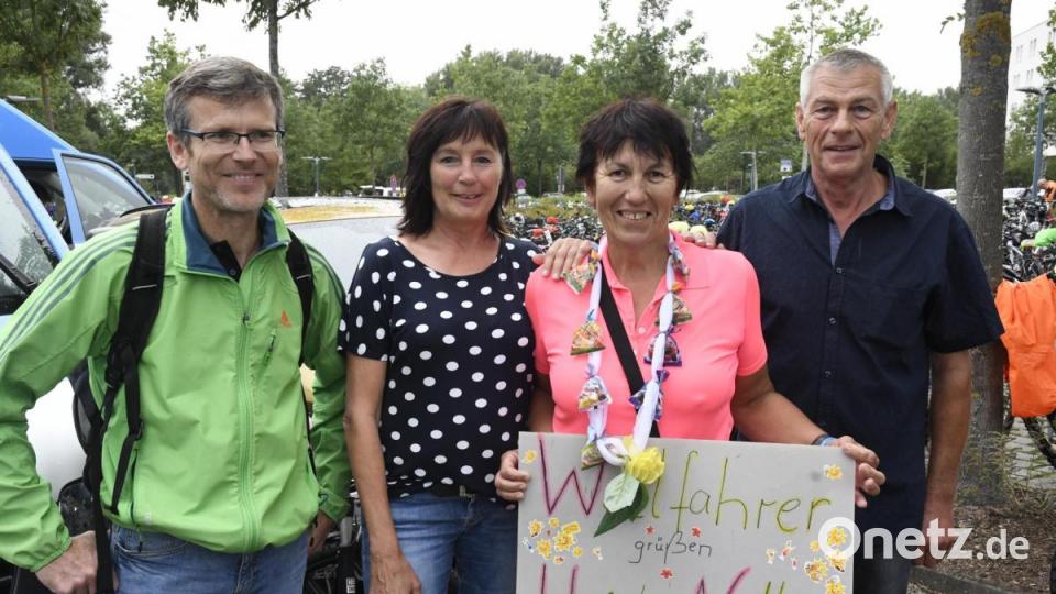Die 30. BR-Radltour führte am Mittwoch durch den Landkreis Amberg-Sulzbach und stoppte mittags in Amberg. Bild: Petra Hartl