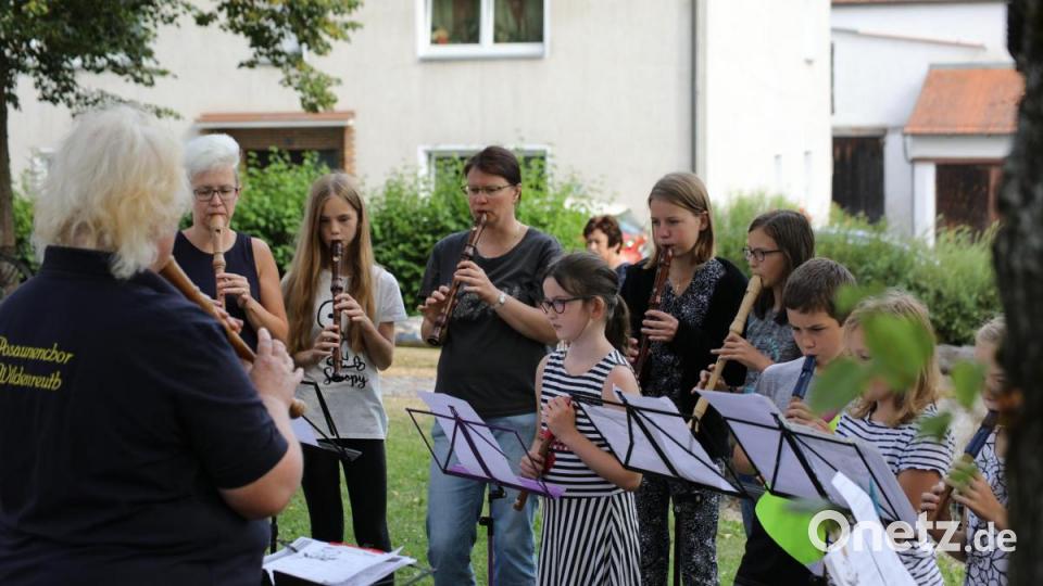 Der Flötenchor unter der Leitung von Lydia Meißner. Bild: njn