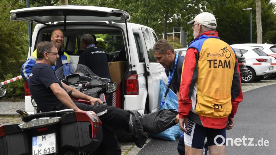 Die 30. BR-Radltour führte am Mittwoch durch den Landkreis Amberg-Sulzbach und stoppte mittags in Amberg. Bild: Petra Hartl