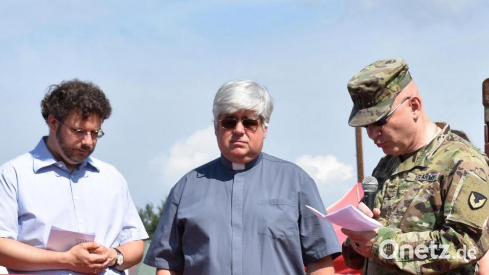 Eröffnung des 61. Deutsch-Amerikanischen Volksfestes auf Camp Kasserine im Truppenübungsplatz Grafenwöhr. Bild: rgr