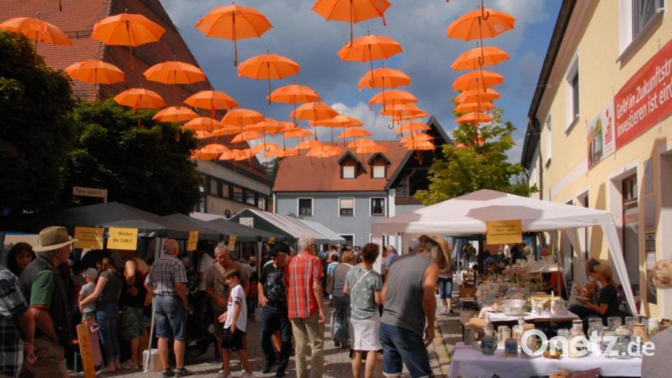 Die Schirmstraße bot wieder ein passendes Ambiente. Bild: pop