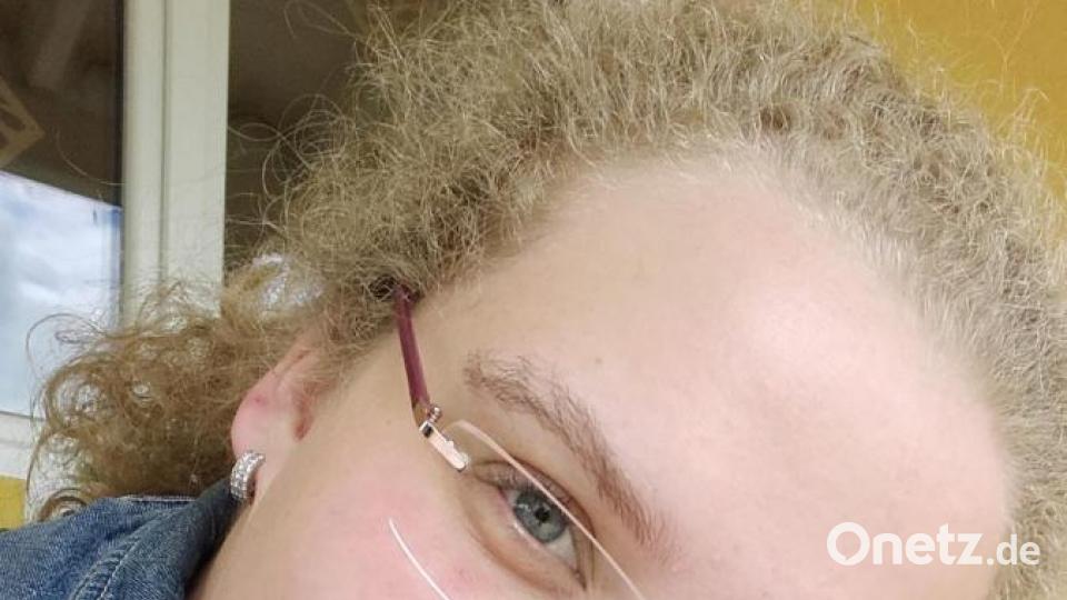 Die Katze heißt Martina. Sie hat ein M auf ihrer Stirn. Bild: Franziska Babl