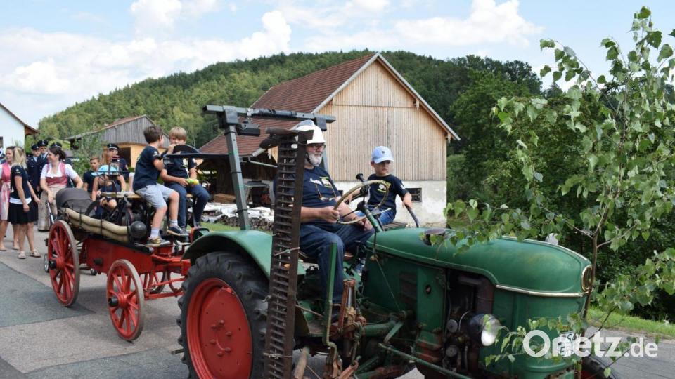 Früh übt sich, was ein richtiger Feuerwehrmann werden will. Bild: bnr