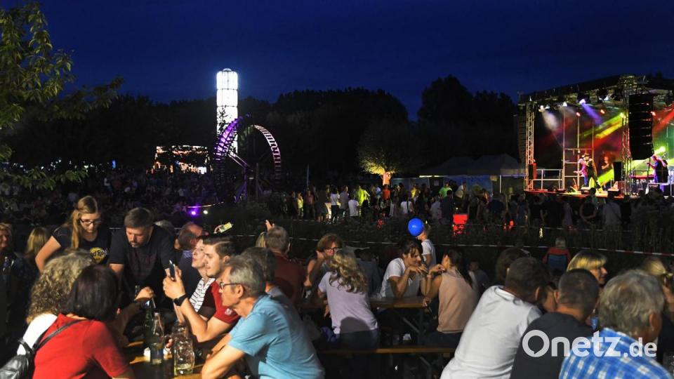 Es ist Sommer in der Stadt - mit viel Musik und guter Laune auf dem LGS-Gelände. Bild: Petra Hartl