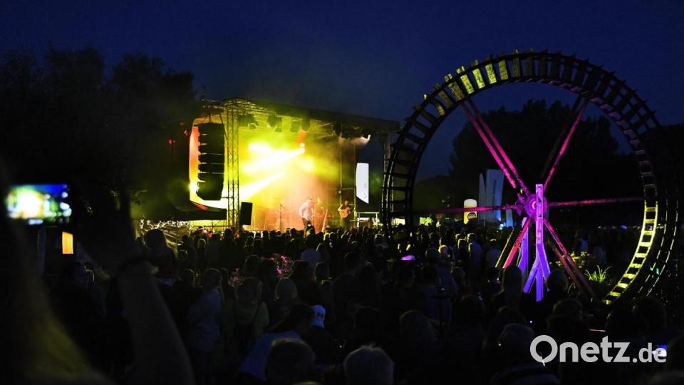 Es ist Sommer in der Stadt - mit viel Musik und guter Laune auf dem LGS-Gelände. Bild: Petra Hartl