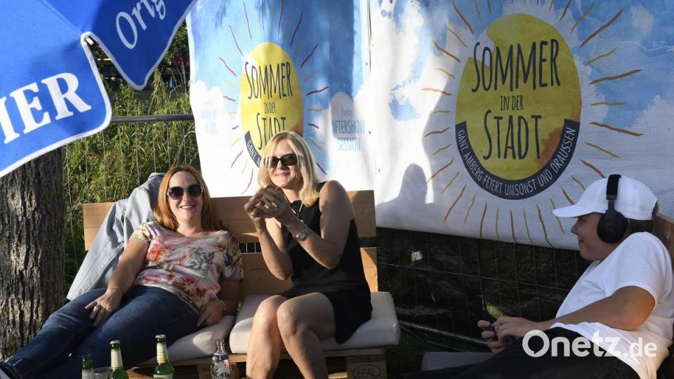 Es ist Sommer in der Stadt - mit viel Musik und guter Laune auf dem LGS-Gelände. Bild: Petra Hartl