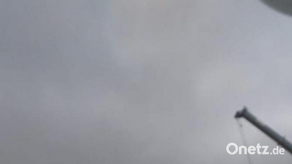 Ein Unwetter ist am Sonntag, 18. August, über die Oberpfalz hinweg gezogen. Unsere Leser haben Fotos geschickt. Bild: Natalie Striegl