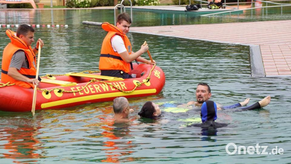Hier gilt es vor allem mit dem Schlauchboot bei der Bergung nicht zu kentern. Bild: bkr