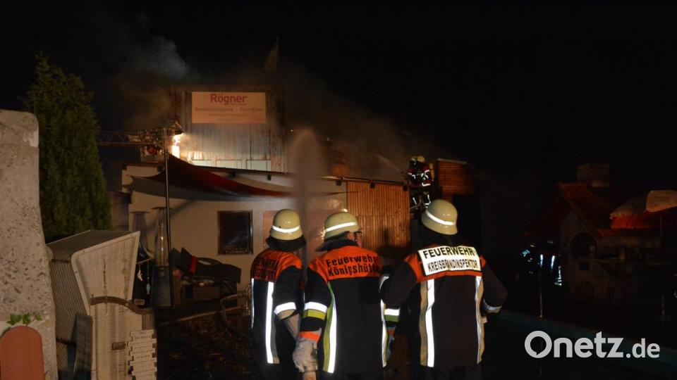 Die Feuerwehren aus der Umgebung waren stark gefordert. Bild: jr