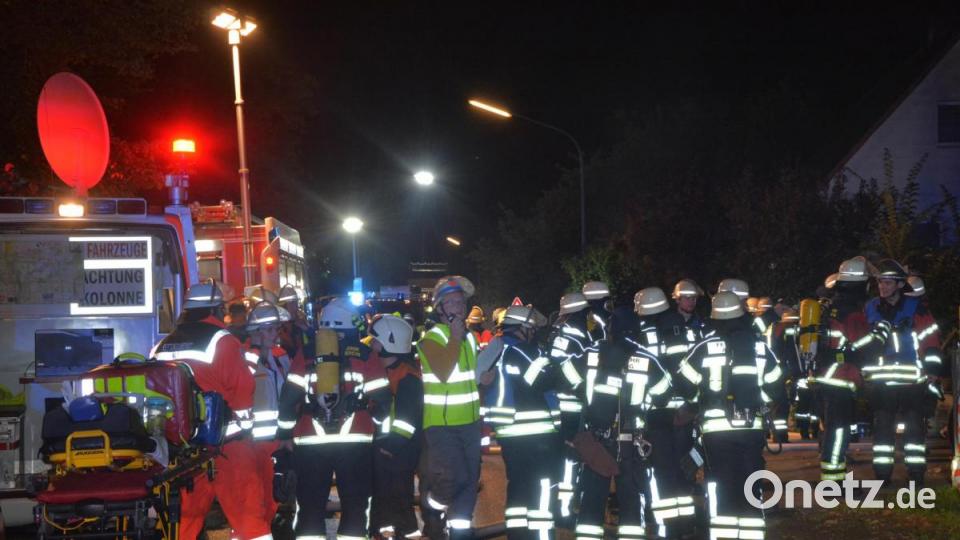 Die Feuerwehren aus der Umgebung waren stark gefordert. Bild: jr