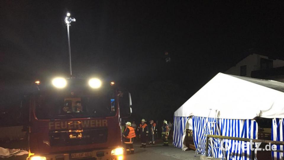 Ein Unwetter wütete am Sonntagabend im Landkreis. Die Kirwa in Etsdorf war auch betroffen. Bild: upl