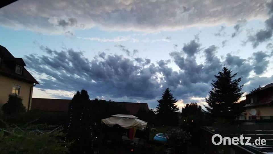 Ein Unwetter ist am Sonntag, 18. August, über die Oberpfalz hinweg gezogen. Unsere Leser haben Fotos geschickt. Bild: Michael Rika