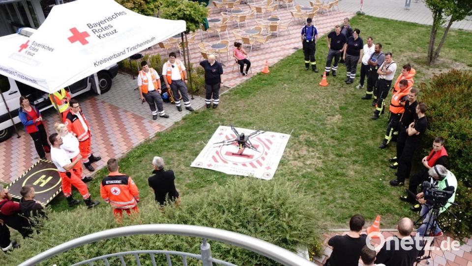 Das unbemannte Flugsystem stellte die Fachgruppe UAS des Kreisverbandes vor. Bild: bkr