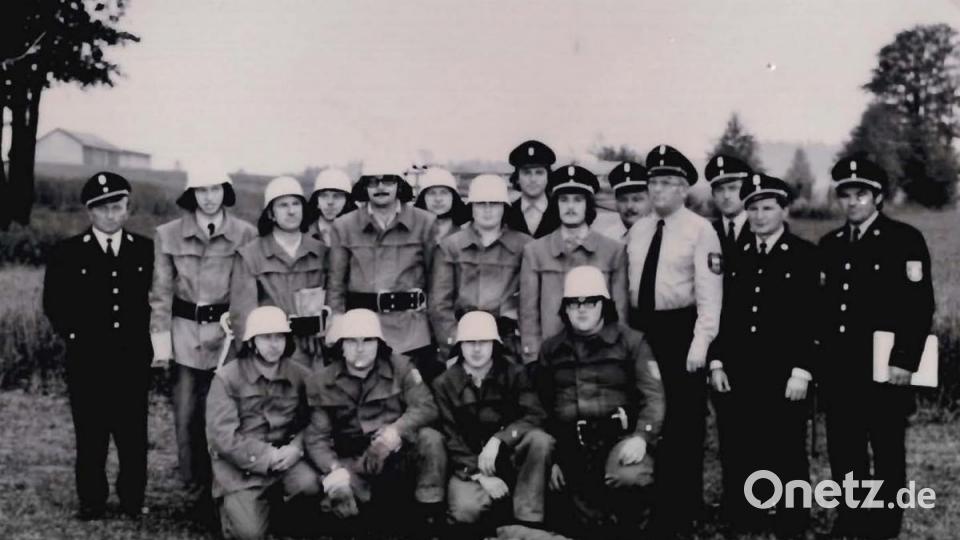 Feuerwehr Zeulenreuth. 1975 erste Leisungsprüfung Bronze mit der TS 8. Repro: hai